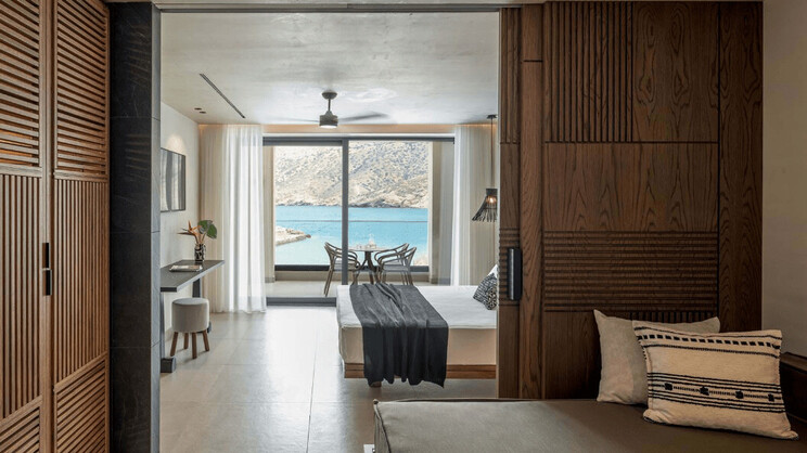 Sea Front Family Room